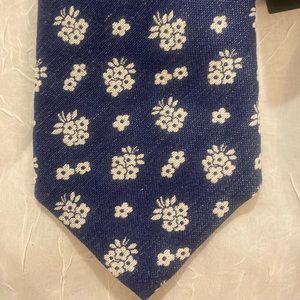 Men’s silk blend tie by Strong Suit